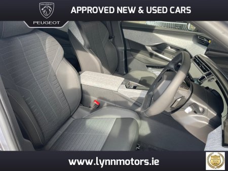 2025 Peugeot 5008 ALLURE HYBRID 136 E-DSC6 €48,250