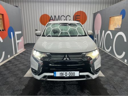 2019 Mitsubishi Outlander €21950! 2019 MITSUBISHI OUTLANDER PHEV 4WD G 2.4 AUTOMATIC / HEATED SEATS / HEATED STEERING WHEEL / CRUISE CONTROL / PADDLE SHIFTERS / €21,950 thumbnail