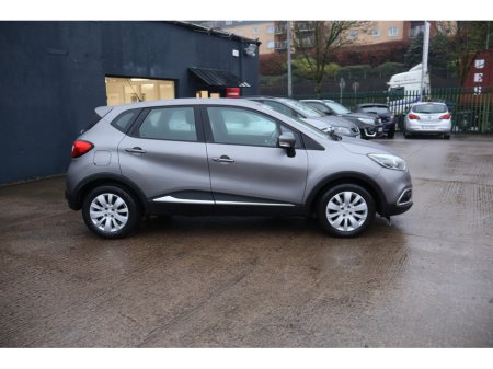 2014 Renault Captur LIFE 1.5 DCI Low Mileage Exceptional Condition! €8,495 thumbnail