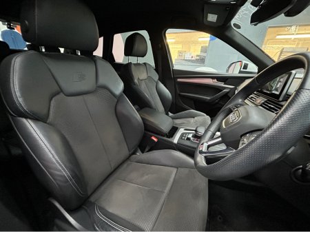 2019 Audi Q5 €33950 2019 AUDI Q5 2.0 TDI S-LINE AUTOMATIC 40TDI €33,950 thumbnail