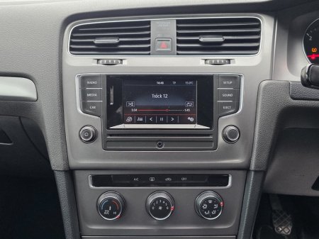 2013 Volkswagen Golf 1.6 TDI 105HP TRENDLINE €6,950 thumbnail