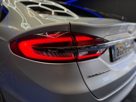 2020 Ford Mondeo 2.0TDCi 150PS Zetec Powershift €12,900 thumbnail