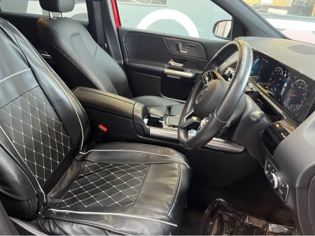 2019 Mercedes-Benz B Class €21950 2019 B180 AUTOMATIC 1.3 PETROL / 61k KMs / HEATED SEATS , REVERSE CAMERA & MORE €21,950 thumbnail