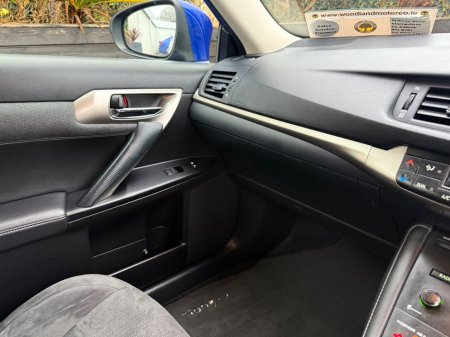 2015 Lexus CT 200 h 1.8 HYBRID / ADVANCE SPEC / TAX €180 (152 REG ) €13,950 thumbnail