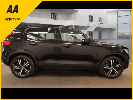 2021 Volvo XC40 2021 T4 1.5 PHEV R Design €32,950 thumbnail