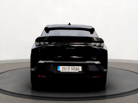 2025 Peugeot 3008 1.2 MHEV 145bhp eDCS6 Allure €40,950