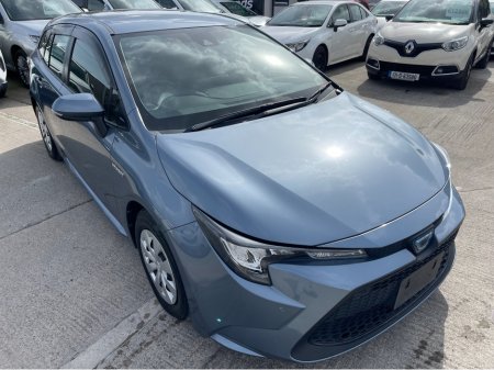 2020 Toyota Corolla (Low Km's) HYBRID 1.8 AUTOMATIC 5DR TOURING MODEL  www.bolandscarcentre.ie €19,900