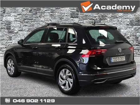 2023 Volkswagen Tiguan Life 2.0tdi M6F 122HP 5 €34,990