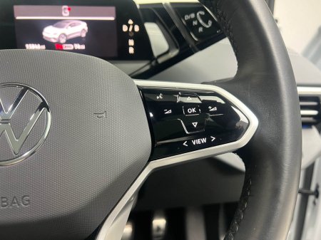 2023 Volkswagen ID.5 MAX PRO 77KWH €36,990 thumbnail