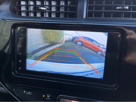 2020 Toyota Aqua AUTOMATIC HYBRID 1.5 PETROL //KEYLESS ENTRY//REVERSE CAMERA// €13,950 thumbnail