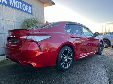 2020 Toyota Camry WS AUTOMATIC HYBRID 2.5 PETROL //VERY LOW MILES//HIGH SPEC//FULL LEATHER ELECTRIC HEATED SEATS//HEAD UP DISPLAY//KEYLESS ENTRY// €29,950