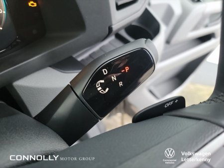 2026 Volkswagen Crafter CR35 Panel van Highline MWB 177 HP 2.0 TDI 8sp Automatic FWD €48,740 thumbnail