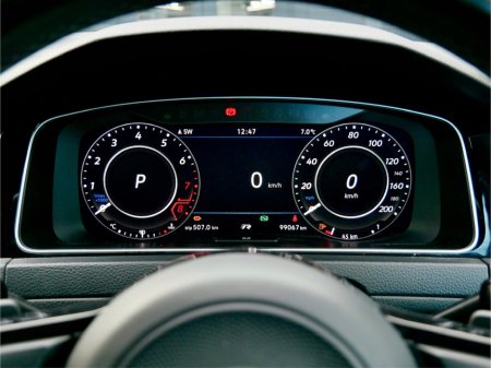 2019 Volkswagen Golf 2.0 TSI 5DR 300HP DSG 4M R €34,950 thumbnail