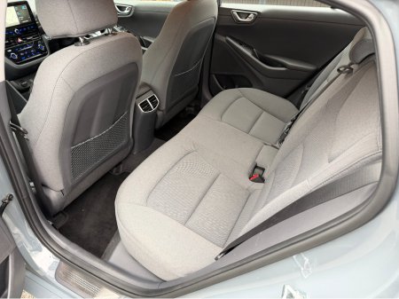 2022 Hyundai Ioniq PREMIUM EV//LOW MILEAGE//HYUNDAI SERVICE HISTORY//SIMI AND AA DEALER €15,900 thumbnail