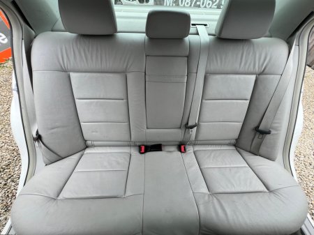 2012 Mercedes-Benz E Class ==200 CDI//AUTO//FULL LEATHER//NEW NCT//SERVICED== €8,900 thumbnail