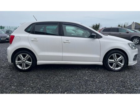 2014 Volkswagen Polo R LINE CL 1.6 TDI 90HP MANUAL 5SPEED 5DR €9,450 thumbnail