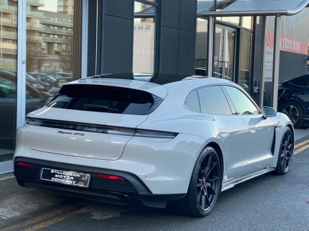 2024 Porsche Taycan GTS Sport Turismo €89,900