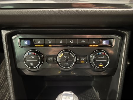 2019 Volkswagen Tiguan (192) TIGUAN 2.0TDI 150BHP DSG 4 MOTION LOW KMS VW/AUDI SPECIALISTS WWW.DENISDARCYCARS.IE €31,950 thumbnail