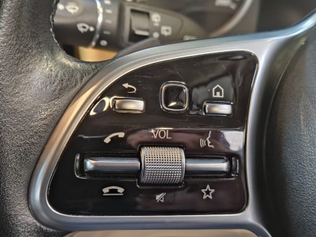 2021 Mercedes-Benz GLC Class GLC200d €38,950 thumbnail