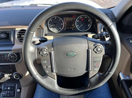 2015 Land Rover Discovery  €19,995 thumbnail