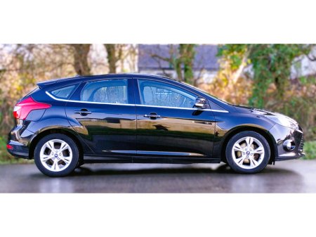 2013 Ford Focus 1.6 ZETEC 125PS 5DR AUTO €6,950