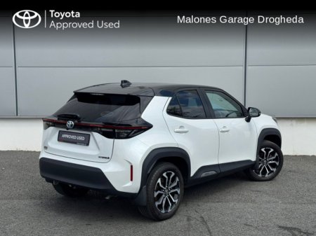 2023 Toyota Yaris Cross 1.5 Hybrid Luna Sport Call Now 041 980 2420 €30,950