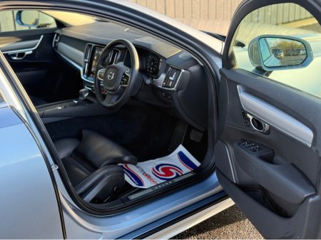 2020 Volvo S90 2020 VOLVO MOMENTUM PLUS  2.0 D4 €31,500 thumbnail