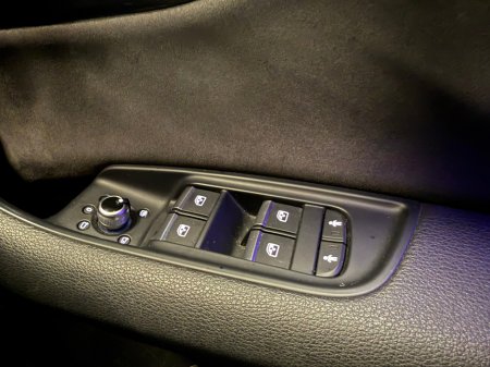 2017 Audi Q7 3.0TDI 272 quattro Tiptronic S Line thumbnail