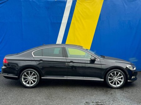 2020 Volkswagen Passat HIGHLINE 2.0 TDI // FULL SERVICE HISTORY // OPENING PAN ROOF // 360 DEGREE PARKING AID €26,950