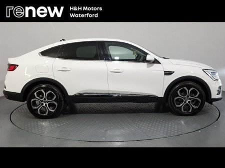 2022 Renault Arkana "S-Edition" "Automatic" "HEV" "Parking Camera" "Touchscreen Display" €25,995 thumbnail