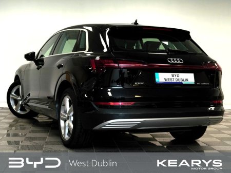 2021 Audi e-tron 50 quattro Advance - stunning car €28,290