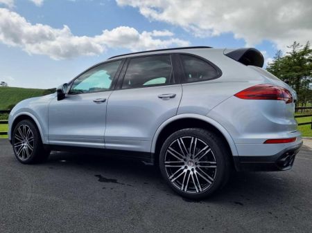2018 Porsche Cayenne D PLATFORM ED V6 TIP €58,000