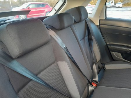 2022 Volkswagen Polo LIFE 1.0 TSI 95BHP MANUAL 5SPEED 5DR €18,400 thumbnail