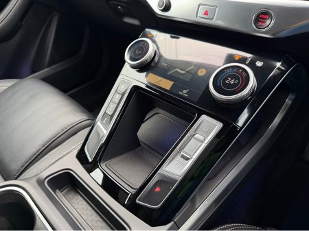 2024 Jaguar I-Pace R-DYNAMIC EV400 BLACK EDITION//IMMACULATE THROUGHOUT//PANORAMIC ROOF//SIMI AND AA DEALER €41,950 thumbnail