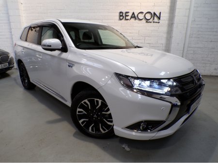 2019 Mitsubishi Outlander *2.4 AUTO HYBRID PLUG-IN*4X4*MITSUBISHI OUTLANDER*WINTER PACK*ELECTRIC HEATED LEATHER AND ALCANTARA SEATES*HEATED S-WHEEL*360 COLOUR CAMERA*PARKING SENSORS*FULL SAFETY PACK*ACTIVE BRAKING €23,900 thumbnail