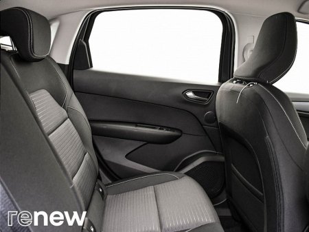 2025 Renault Arkana Evolution TCe 140 Auto GSR2 €29,900 thumbnail