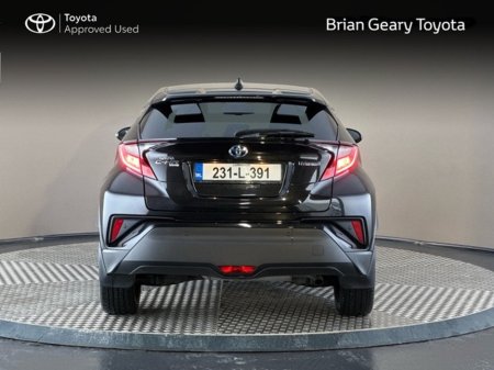 2023 Toyota C-HR HYBRID SPORT €30,950