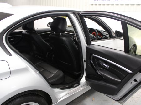 2016 BMW 3 Series 316D SPORT ZLSF 4DR AUTO €14,950 thumbnail