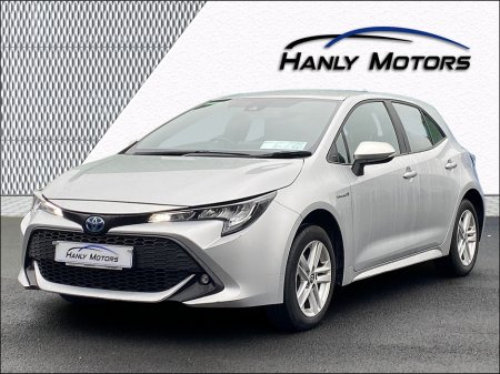 2021 Toyota Corolla HYBRID LUNA H/B AUTO A 4DR €16,995 thumbnail