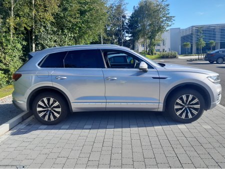 2022 Volkswagen Touareg EHYBRID ELEGANCE 3.0 TSI PHEV 381HP