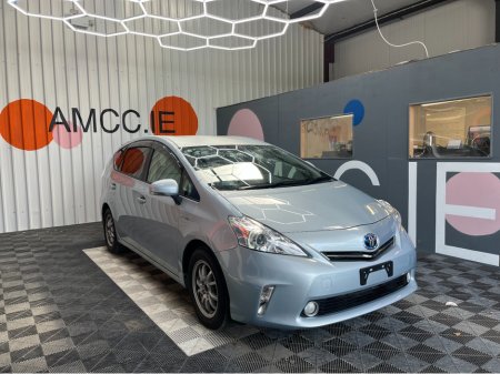2013 Toyota Prius Alpha 1.8 HYBRID / 58k KMs / REVERSE CAMERA & MORE €13,950