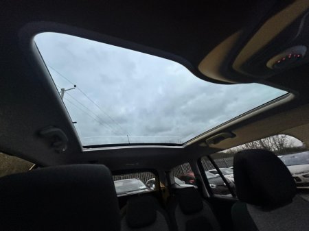 2017 Citroen C4 Picasso 2.0L Diesel Automatic (4926) €16,995 thumbnail