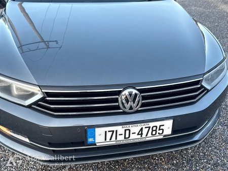 2017 Volkswagen Passat HIGHLINE 1.6 TDI €81 PER WEEK €16,995 thumbnail
