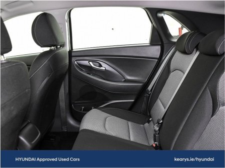 2018 Hyundai i30 1.4 Petrol Deluxe €16,890 thumbnail