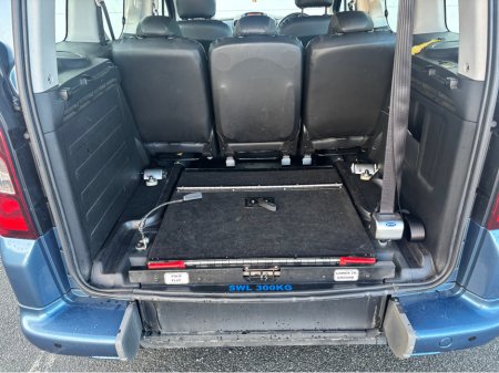 2014 Peugeot Partner 1.6 HDI TEPEE S 92PS 5 SEATS 5DR 92 €5,995 thumbnail