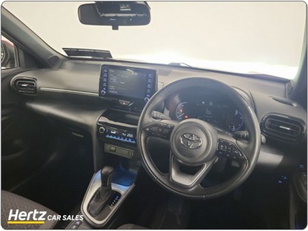 2023 Toyota Yaris Cross DESIGN HEV 1.5 Petrol Automatic €25,895 thumbnail