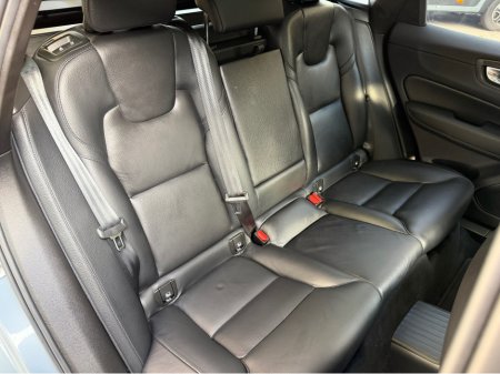 2023 Volvo XC60 ***SOLD***PLUS DARK T6 RECHARGE AWD//GREAT SPEC//LOVELY COLOUR COMBINATION//PANORAMIC ROOF//SIMI AND AA DEALER thumbnail