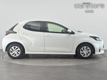 2022 Toyota Yaris 1.0 Auto €17,880