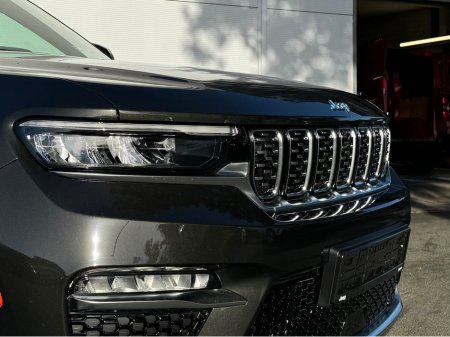 2026 Jeep Grand Cherokee Grand Cherokee | Summit Plus €118,000