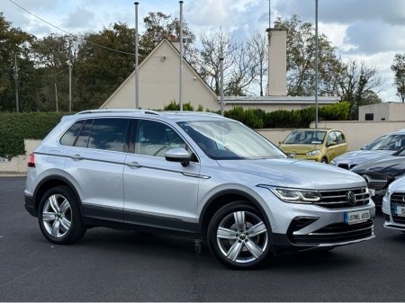 2023 Volkswagen Tiguan ELEGANCE 2.0 TDI 150BHP * VIRTUAL COCKPIT, REAR VIEW CAMERA, FRONT & REAR SENSORS, ADAPTIVE CRUISE CONTROL, SUNROOF, 3 STAGE HEATED SEASTS, PARK ASSIST, SATELLITE NAVIGATION, APPLE CARPLAY* €40,950